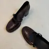 Sapatos Mary Jane Retro de Salto Alto Versão Chengdu com Tira de Fivela, Salto Grosso, Boca Rasa, Bico Redondo, Sapatos Pequenos de Couro para Mulheres Baixas