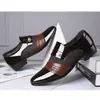Liquidação Especial para Sapatos de Couro Masculinos, Sandálias Respiráveis de Verão, Sapatos Masculinos de Couro Macio Antiderrapantes com Furos, Modernos