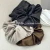 Scrunchie de Cetim Preguiçoso Estilo Coreano com Estampa Floral, Prendedor de Cabelo de Alta Qualidade, Acessório de Cabelo Moderno e Versátil