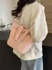 Bolsa Casual Popular Transfronteiriça de Grande Capacidade para Mulheres 2026 Nova Bolsa Leve para o Dia a Dia Bolsa Tote Versátil de Cor Sólida