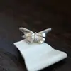 Anel Borboleta Feminino Versátil Explosivo Alto Valor Estilo Ins Design de Nicho Processo de Desenho de Fio Anel Ajustável Aberto
