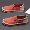 Mocasines slip-on para hombre, de suela blanda, ultraligeros, cómodos para el trabajo, zapatillas transpirables de corte bajo, versátiles y de moda para otoño