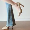 Zapatos de Tacón Alto Plataforma Impermeables de Moda Color Nude Punta Fina Hebilla en V Modelo Nuevo 2026 Suela Gruesa Charol Tacón Grueso Cómodos