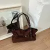 Bolsa Pequena de Ombro Estilo Garota Picante Retrô Feminina 2026 Nova Outono Inverno Popular Bolsa Tote Melade Bolsa de Ombro Versátil