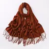 Bufanda de Color Puro Otoño e Invierno Bufanda Gruesa Cálida Chal Grande Logotipo Impreso Rojo Grande Bufanda Azul de Alta Gama para Mujer Personalización