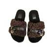 Pantuflas de estilo coreano 2026 de suela gruesa y pelo rizado con diseño de una sola tira con hebilla, adecuadas para otoño e invierno, pantuflas de alta gama para mujer