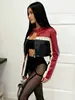 Itens em Estoque de Fronteira: Jaqueta de Couro Feminina Cool e Estilosa com Patchwork Colorido Contrastante e Cintura Exposta, Adequada para Garotas Descoladas e Estilo Biker. Pode Ser Personalizada com Design de Amostra