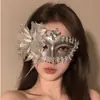 Máscara de flor negra, accesorio de disfraz para baile de máscaras, máscara de media cara para fiesta/fiesta anual, antifaz, máscara nocturna de maquillaje.