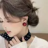 Brincos Vermelhos de Cereja para o Ano Novo para Mulheres, Brincos Versáteis Estilo Hong Kong Retrô de Luxo Leve, Brincos de Alta Qualidade, Novo Item Quente de 2025