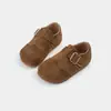 Sandálias Birkenstock Femininas de Camurça Estilo Retro Outono Novo para Crianças de 3 a 6 Anos Sapatos de Couro Infantis Solado Macio Antiderrapante Fechamento com Velcro
