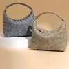 Bolso Nuevo Tejido a Mano de Otoño e Invierno, Compacto y Versátil, Bolso de Mano Vintage de Alta Gama para Mujer, Bolso de Mimbre Vintage para Mujer