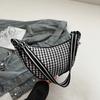 Bolsa de Ombro Design Nicho Estilo Coreano 2025 Verão Nova Bolsa Crescente Simples Grande Capacidade Literária Xadrez Transversal