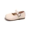 Novo Estilo de Outono Sapatos Individuais Femininos com Textura Trançada Fivela da Moda Solado Macio Sapatos de Princesa Sapatos Pequenos de Couro para Bebê