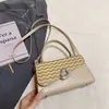 2026 Nuevo Estilo Simple Retro Moderno Elegante Bolso Cruzado de Hombro Único Cuadrado Pequeño para Mujer