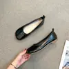 Sapatos baixos retrô de sola macia estilo casco de porco para mulheres, coleção primavera-verão 2026, bico redondo estilo festa, mocassins baixos para gestantes