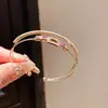 Pulseira Aberta Retangular de Camada Dupla com Zircônia, Estilo Levemente Luxuoso, Galvanizada a Ouro Real 18K, Joia Geométrica de Alta Qualidade, Moderna e Simples