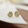 Runxin nuevos pendientes dulces encantadores pequeños frescos moda simples pendientes de diamante para mujer exquisito temperamento joyería para la oreja