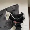 Bolso de mujer transfronterizo rosa con cuentas para el hombro verano 2026 nuevo diseño de nicho plisado de un solo hombro bandolera