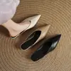 Chinelos Mule Femininos de Bico Fino, Moda Verão, Para Usar ao Ar Livre, Salto Anabela, Meia Pantufa Fechada