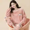 Pijamas Nuevos de Otoño e Invierno para Mujer, Franela Engrosada, Pantalones Largos Casuales de Dibujos Animados Dulces, Ropa de Casa de Terciopelo Coral para Mujer