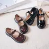 Zapatos de Cuero para Niñas 2026 Otoño Nuevo Estilo Británico Estudiante Negro Zapatos de Performance de Princesa Moda Infantil Zapatos de Boca Baja