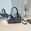 Bolso Boston Vintage con Monograma y Decoración de Pañuelo de Seda, Bolso Almohada, Bolso Cruzado para Mujer, Bolso de Hombro Único Casual Elegante para Mujer