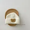 Chapéu infantil estilo coreano primavera e outono inverno fofo super fofo bebê tricô lã proteção de orelha pullover quente