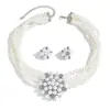 Conjunto de joias multicamadas de pérolas transfronteiriço para mulheres, design criativo estilo ins europeu e americano, gargantilha gola V, pulseira, colar, brincos
