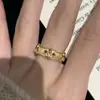 Anillo Popular de Xiaohongshu Estilo Palacio Retro Francés Artesanía Italiana Cepillada con un Diseño Único, Disponible para Dropshipping