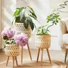 Vasos de flores de rattan estilo nórdico, plantas de sala de estar tecidas em bambu para interior, jiboias, suporte alto de chão para plantas de madeira tecida à mão