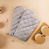 Guantes Aislantes del Calor y Antiescaldaduras para Horno de Microondas con Recubrimiento de Plata, Engrosados y Resistentes a Altas Temperaturas, Adecuados para Hornear, Regalos Promocionales y No Calientes al Tacto