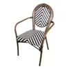 Mesa y Silla de Estilo Francés para Exterior Balcón Silla de Ratán Silla de Ratán Juego de Tres Piezas Cafetería Tienda de Té con Leche Casa de Huéspedes Silla de Comedor Vintage para Exterior