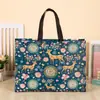 Novas sacolas de compras não tecidas da moda em estoque, personalizáveis para lojas de roupas, com um toque de alta qualidade no estilo 'ins', podem ser personalizadas