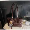 Bolsa de Axila Grande Capacidade High-End Retrô Feminina 2025 Nova Simples para o Dia a Dia Versátil Bolsa de Ombro Tote