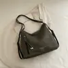 Bolsa de mano casual estilo coreano para mujer, nueva colección 2026, cuero suave, gran capacidad, bolso de hombro, se puede llevar debajo del brazo o como mochila, adecuado para ir al trabajo