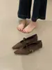 Novedad de Primavera 2026: Zapatos Mary Jane Elegantes de Tacón de Aguja con Punta y Una Correa, Gamuza Versátil, Perfectos para el Trabajo y el Trayecto