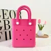 Bolso de Mano Transfronterizo Eva Bolso con Agujeros Modelo Caliente 2025 Ligero Impermeable Dibujos Animados Bolso de Playa para Mujer Almacenamiento Portátil
