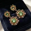 Joyería de estilo vintage de mediados de siglo, pendientes de pétalos de cristal incrustados de diamantes, colgante geométrico cuadrado, pendientes de botón florales, sensación de alta gama