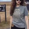 Camiseta de Punto Exquisita con Letras Redondas Estilo Old Money Gris para Mujer Primavera 2026 Nueva Suave y Versátil Talla Extra
