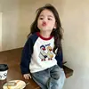Camiseta infantil de manga longa com mangas raglan, nova coleção primavera e outono, top da moda para o início do outono para crianças, peça externa de algodão puro, camada base