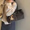 Bolsa Tote Vintage de Nicho Fosca para Mulheres Nova Coleção Primavera 2026 Casual Estilo Coreano Versátil de Ombro/Axila