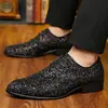 Novos sapatos casuais masculinos, sapatos de dança com cadarço da moda com glitter, sapatos de couro de cano baixo tamanho grande cross-border, sapatos masculinos em estoque