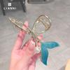 Exquisita horquilla de cola de pez con forma de perla azul, pinza grande para el cabello, pinza para la parte posterior de la cabeza, pinza para el cabello de verano, temperamento, pinza de tiburón, tocado