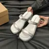 Pantuflas de Suela Gruesa Estilo Francés para Mujer, Nueva Moda Verano 2026 Chanclas Versátiles de Playa para Combinar con Vestidos