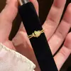 Nuevo bestseller transfronterizo: anillo de latón bañado en oro para mujer, anillo abierto versátil, exquisitamente incrustado con circonia, accesorio de mano de diamantes completos