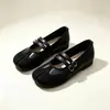 Otoño 2026 Nuevos Mocasines Mary Jane de Suela Blanda con Punta Dividida, Doble Hebilla, Patchwork de Piel de Cordero, Zapatos Planos de Moda de Nicho