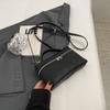Bolsa Pequena Popular da Internet Outono e Inverno 2023 Nova Bolsa Feminina de Alta Qualidade Versátil Bolsa Transversal Popular Super em Alta Bolsa Quadrada Pequena