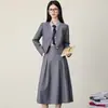 Nuevo Traje de Saco Azul 2025 para Mujer, Estilo Profesional para Figuras Menudas, Traje Formal Corto Estilo Universitario para Primavera y Otoño