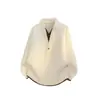 Suéter tejido de dos piezas de estilo casual para hombre con cuello de solapa, diseño versátil de bloques de color, moda de alta gama y corte holgado