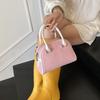Bolso de Mano Tipo Concha para Mujer 2025 Verano Nueva Moda Casual Fresco Nicho Elegante Bolso Cruzado de Cadena